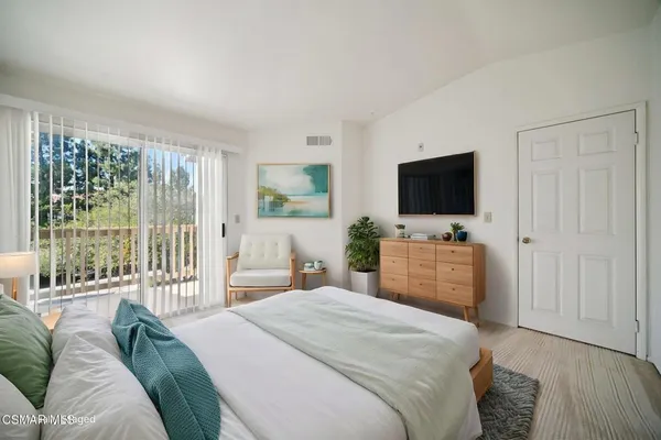 $599,950 | 668 Oak Run Trail, Unit 103, Oak Park, CA 91377