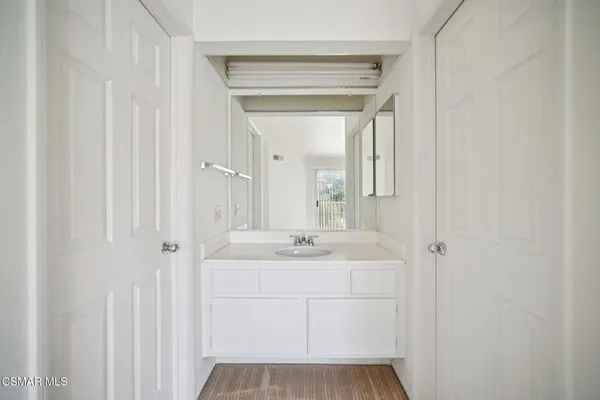 $599,950 | 668 Oak Run Trail, Unit 103, Oak Park, CA 91377