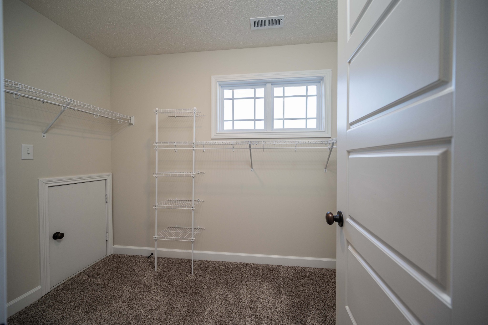 1600 Malone Way Clarksville, TN 37043 - Photo 30 of 39 a view of an empty room