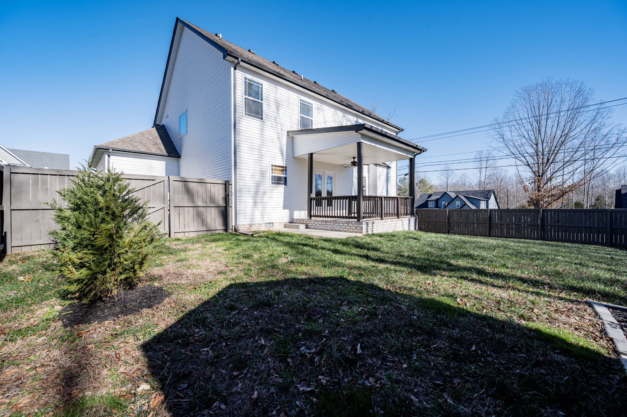 1600 Malone Way Clarksville, TN 37043 - Photo 38 of 39 a view of a house with a back yard