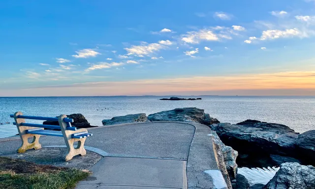 $799,900 | 25 Village Road, Milford, CT 06460