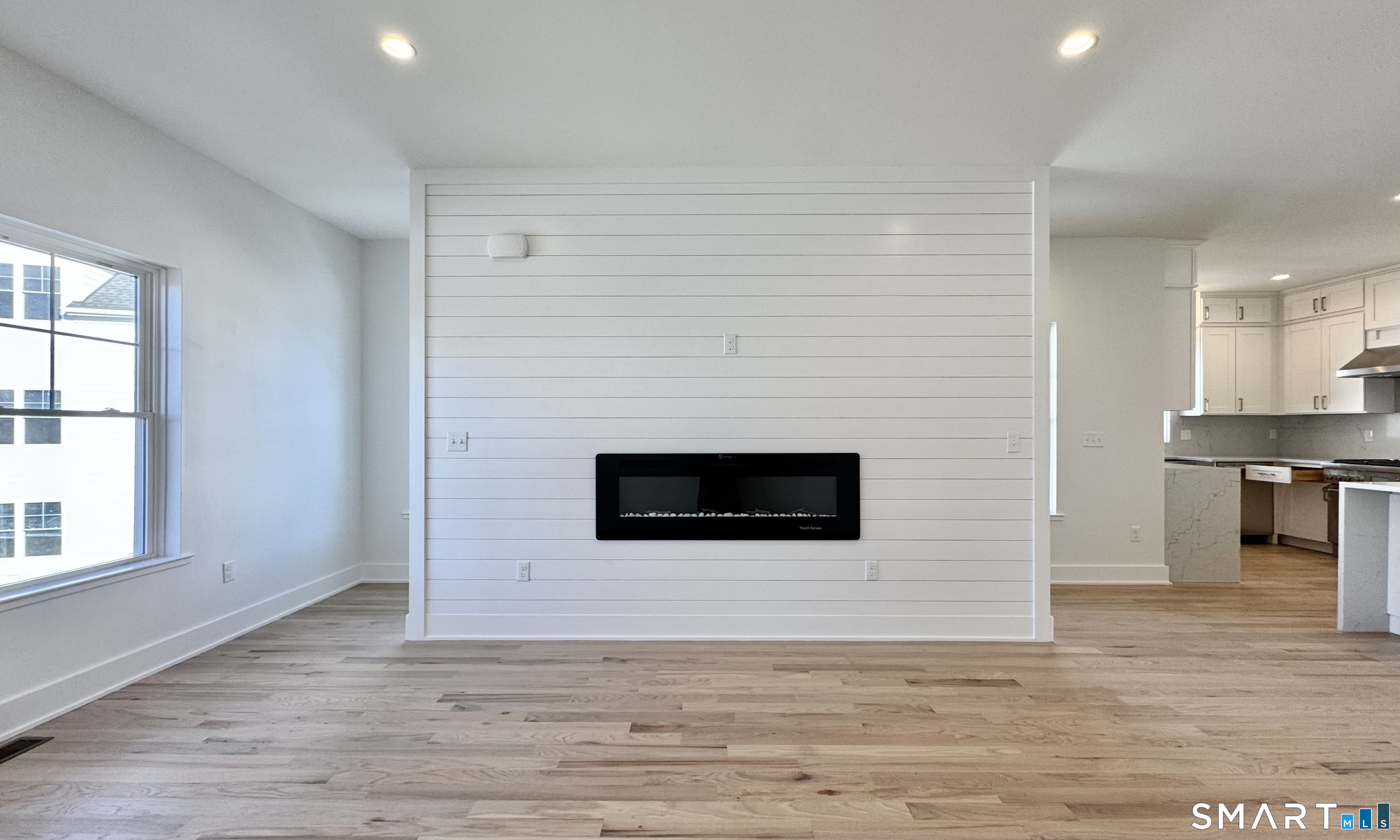 25 Village Road Milford, CT 06460 - Photo 8 of 27