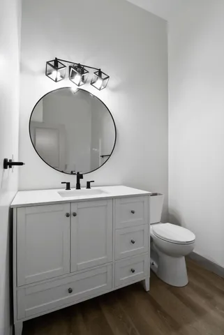 $1,500 | 410 Pine Lake Avenue, Unit E, La Porte, IN 46350