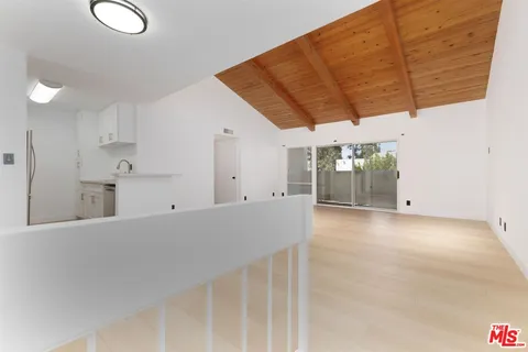 $525,000 | 20134 Leadwell Street, Unit 334, Winnetka, CA 91306