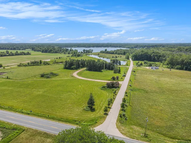 $1,290,000 | 4272 108th Avenue, Allegan, MI 49010