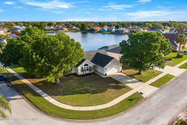 $400,000 | 1924 Fabien Circle, Melbourne, FL 32940