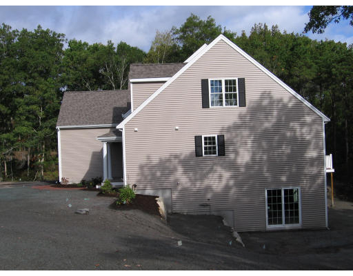 17 Bog View Road Plymouth, MA 02360 - Photo 3 of 15 Gallery Image 3