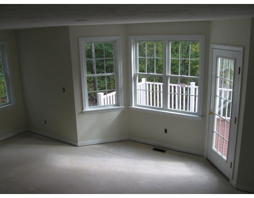 17 Bog View Road Plymouth, MA 02360 - Photo 7 of 15 Gallery Image 7