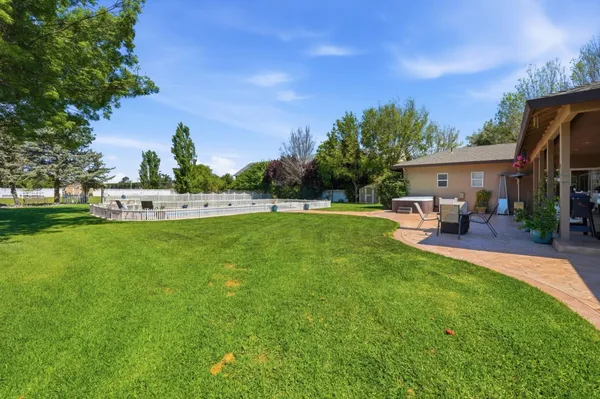 $1,250,000 | 370 Union Heights, Hollister, CA 95023