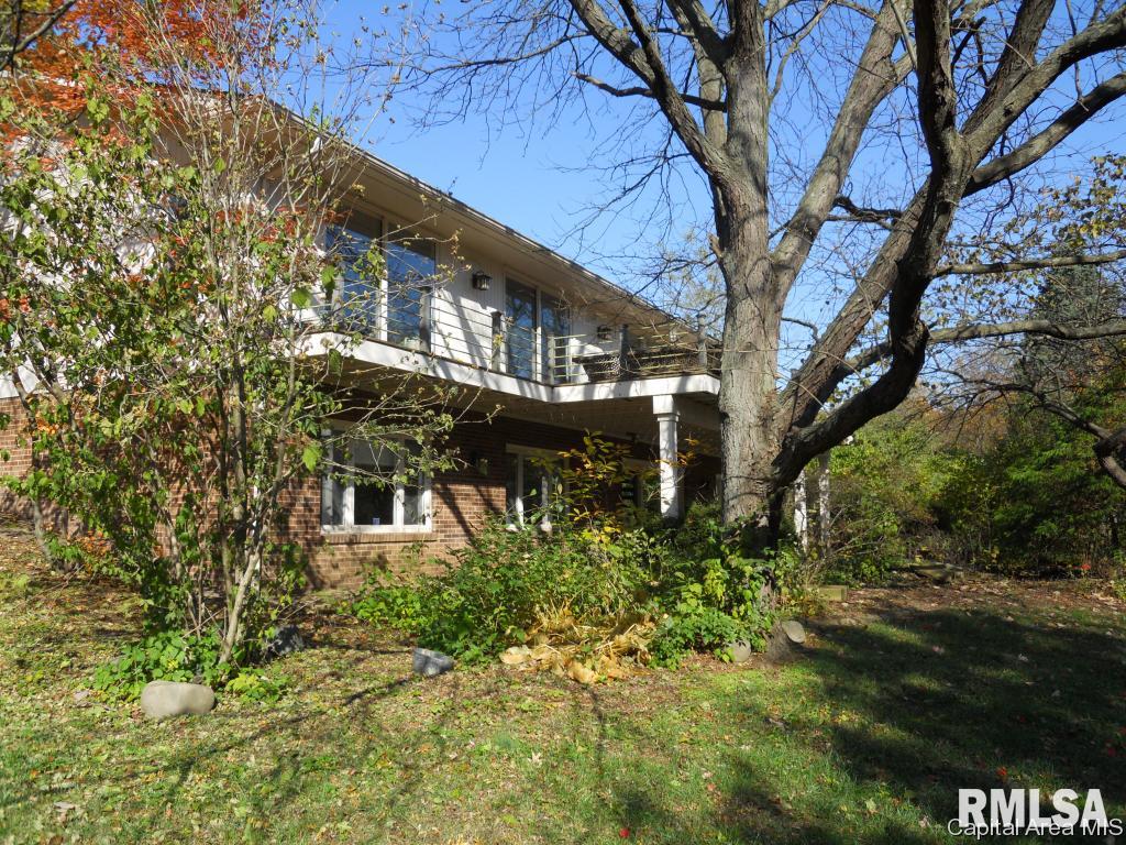 2216 Chatham Road Springfield, IL 62704 - Photo 4 of 8