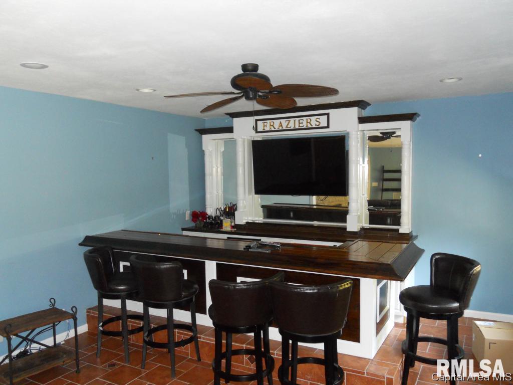 2216 Chatham Road Springfield, IL 62704 - Photo 8 of 8