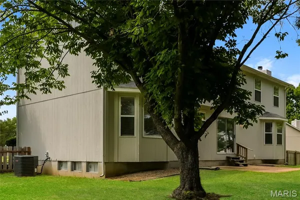 $2,420 | 1031 Exacta Court, Florissant, MO 63034