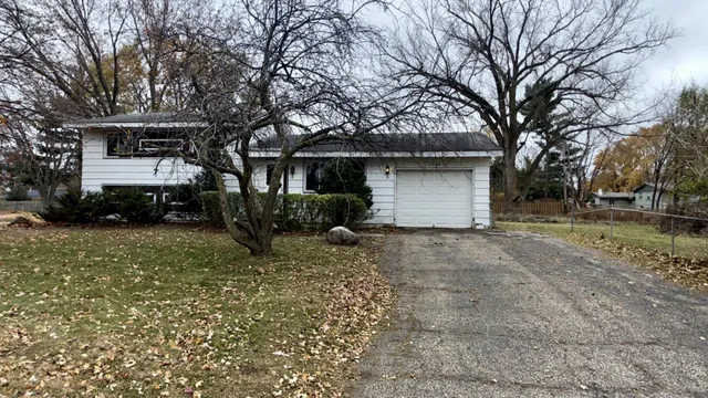 $197,600 | 1460 Dixon Drive, St. Paul Park, MN 55071