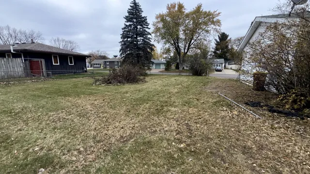 $197,600 | 1460 Dixon Drive, St. Paul Park, MN 55071