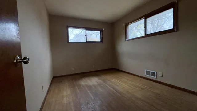 $197,600 | 1460 Dixon Drive, St. Paul Park, MN 55071