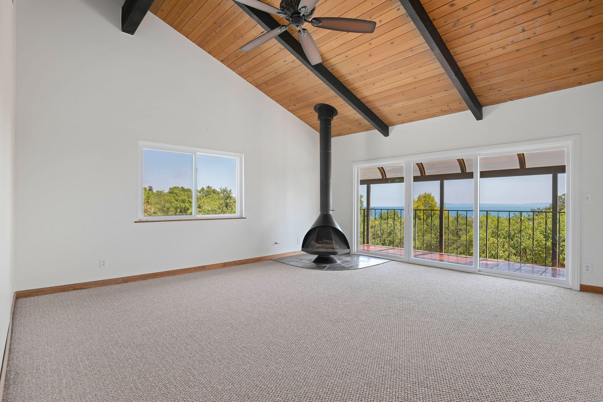 2106 Mt Calvary Road Santa Barbara, CA 93105 - Photo 25 of 66 18 - Primary Bedroom
