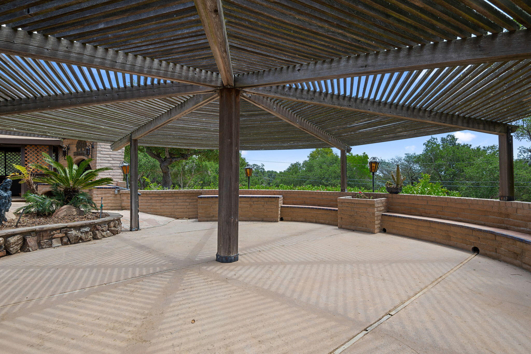 2106 Mt Calvary Road Santa Barbara, CA 93105 - Photo 58 of 66 33 - Pergola