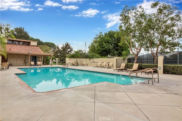 $948,000 | 27858 VÃa Sarasate, Mission Viejo, CA 92692