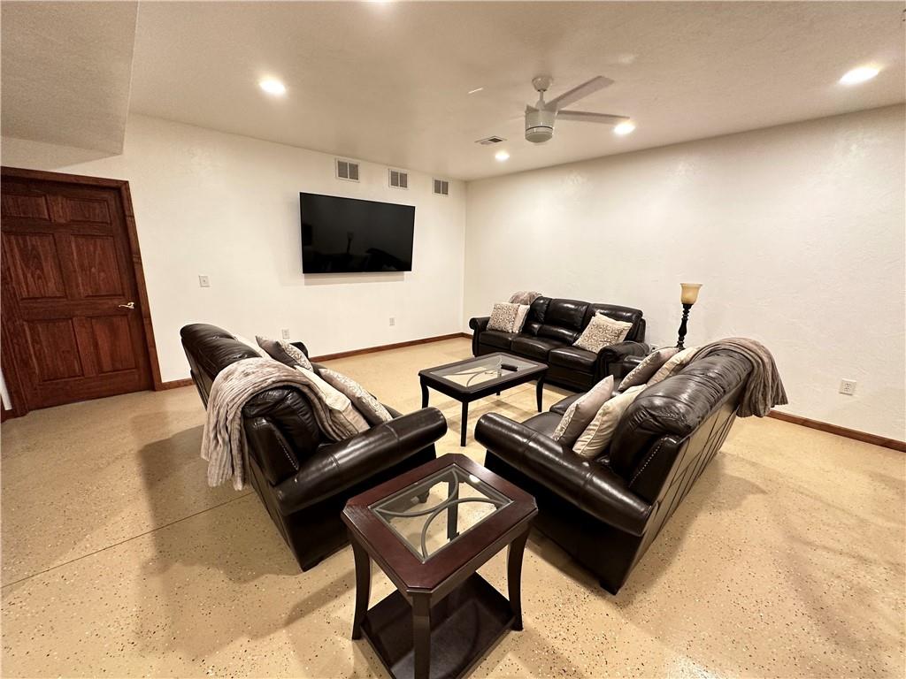 1015 Hoffman Road Smithton, PA 15479 - Photo 26 of 46 Gallery Image 26