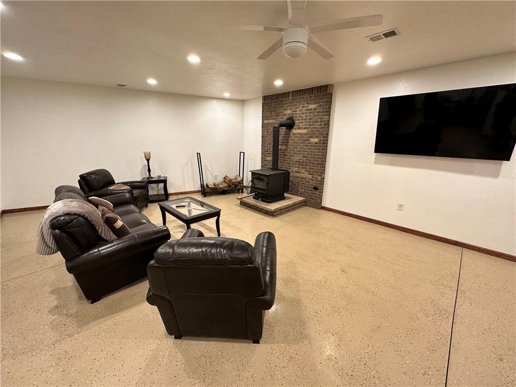 1015 Hoffman Road Smithton, PA 15479 - Photo 28 of 46 Gallery Image 28