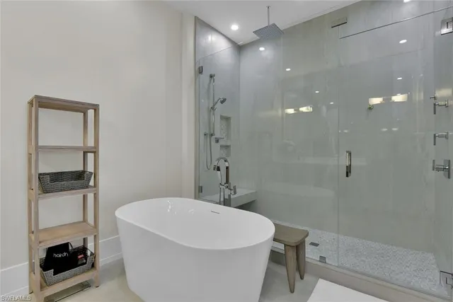 $30,000 | 201 8th Street South, Unit 311, Naples, FL 34102