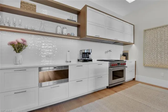 $30,000 | 201 8th Street South, Unit 311, Naples, FL 34102