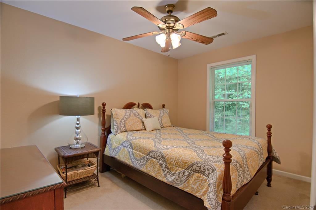 15 Meadow Hill Road Fairview, NC 28730 - Photo 17 of 37 Gallery Image 17
