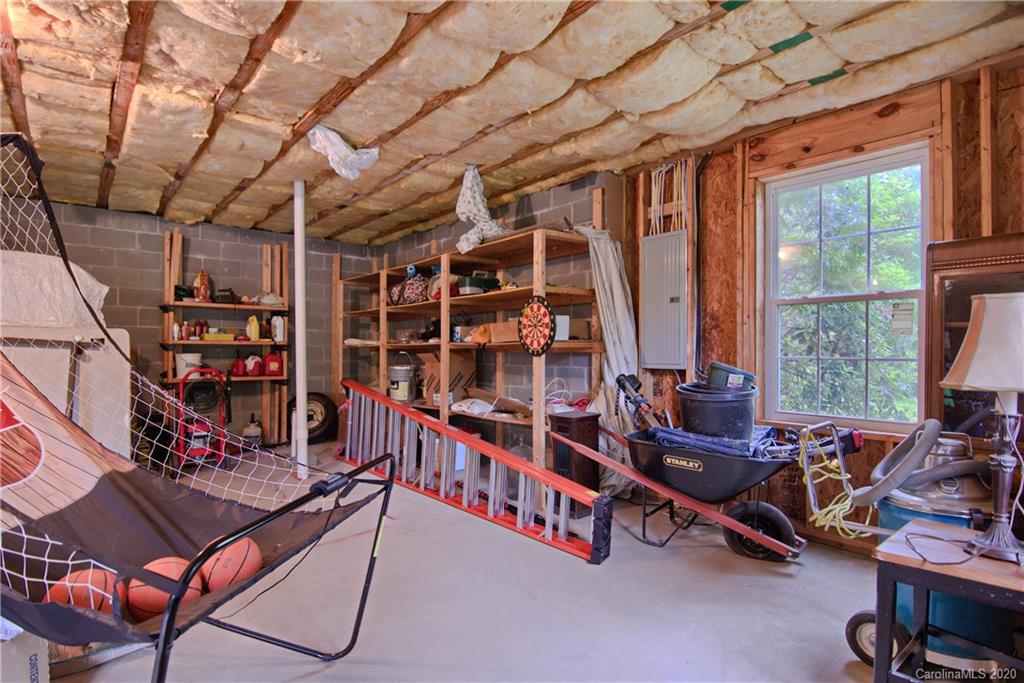 15 Meadow Hill Road Fairview, NC 28730 - Photo 26 of 37 Gallery Image 26