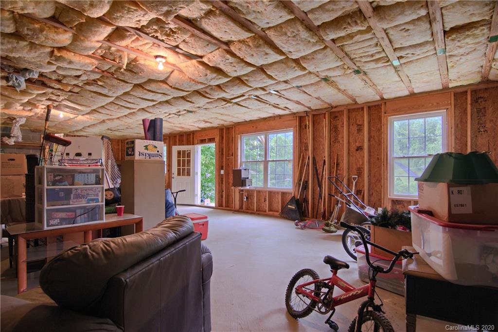 15 Meadow Hill Road Fairview, NC 28730 - Photo 28 of 37 Gallery Image 28