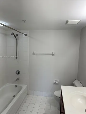 $2,800 | 36 Northwest 6th Avenue, Unit 1106, Miami, FL 33128