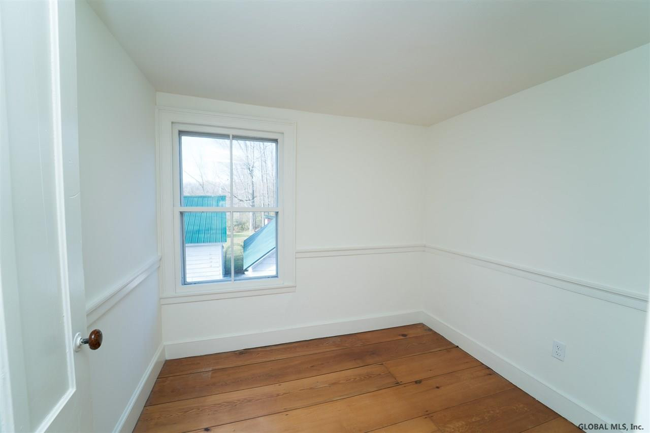 178 Vischer Ferry Road Rexford, NY 12148 - Photo 17 of 25 Photo 17