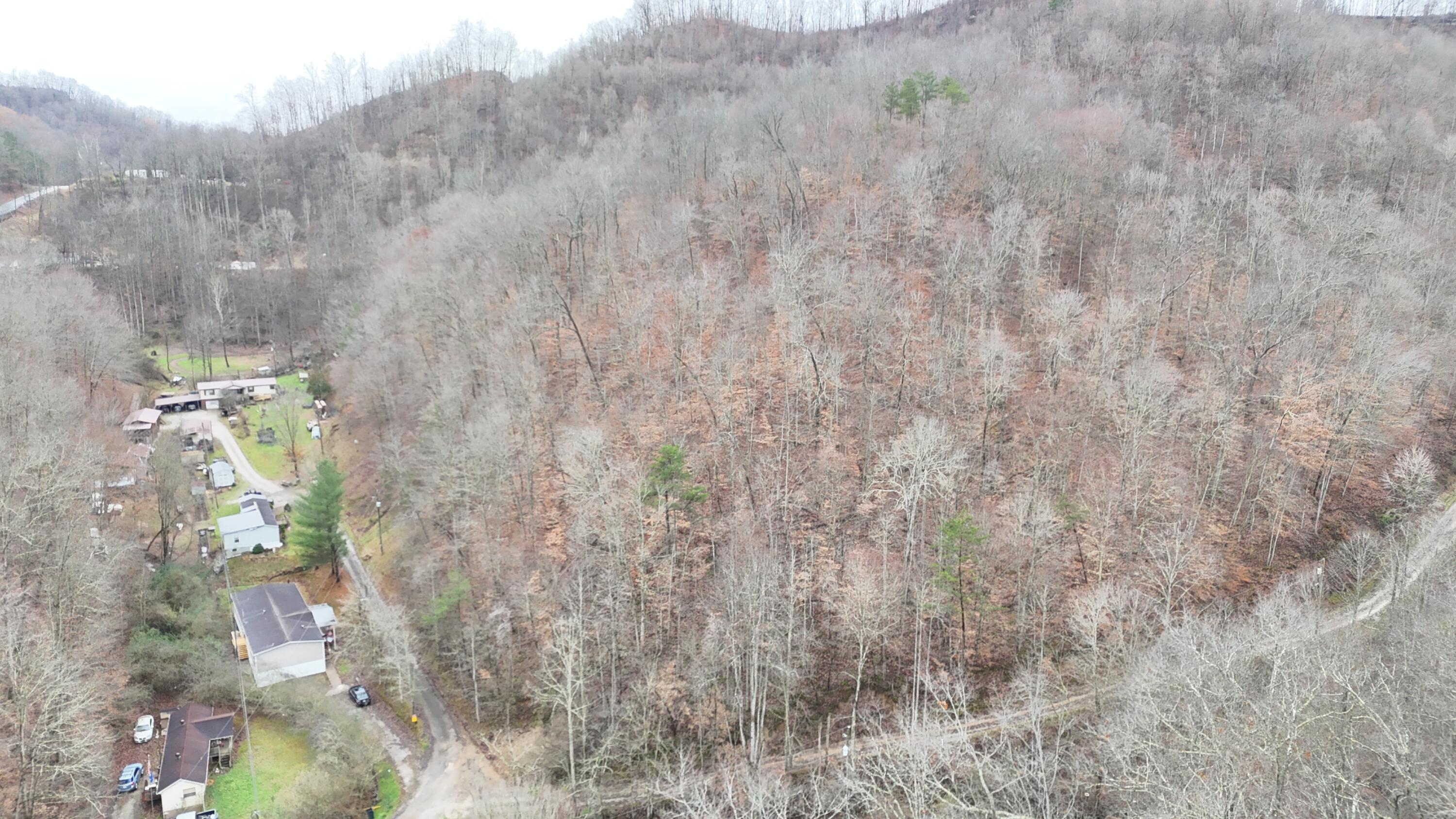 181 Dix Road Hazard, KY 41701 - Photo 37 of 38 52