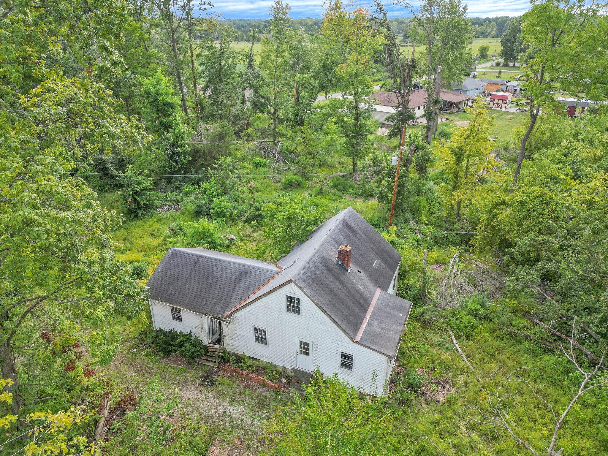 13440 Graham Road Southwest Pataskala, OH 43062 - Photo 6 of 14 Do NOT enter home. Not habitable, tear down.
