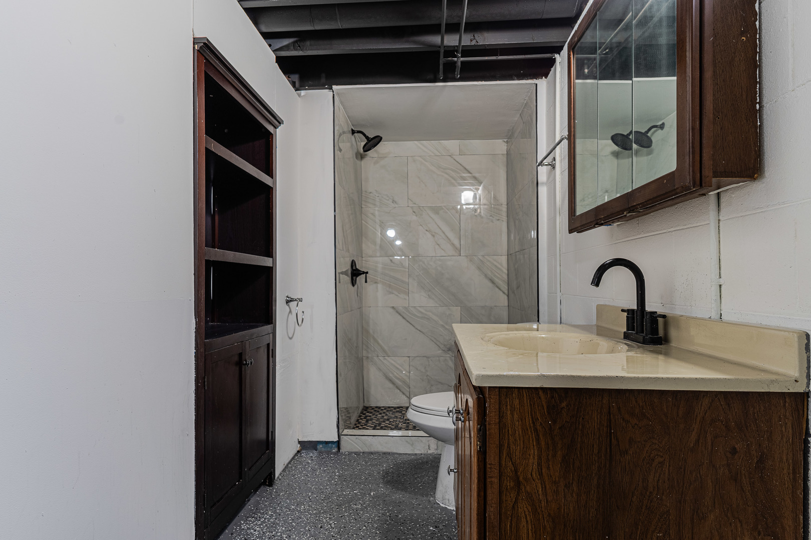 15324 South Corbin Street Plainfield, IL 60544 - Photo 21 of 26 a bathroom with a sink and a mirror