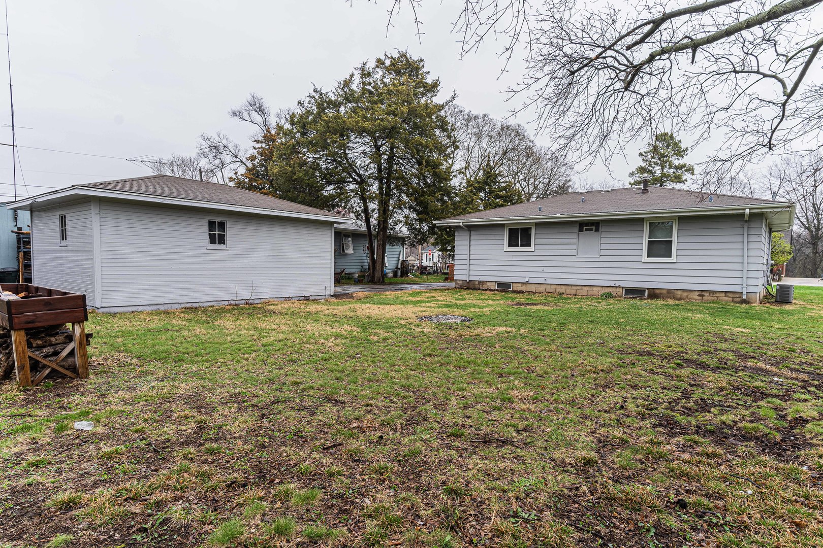 15324 South Corbin Street Plainfield, IL 60544 - Photo 4 of 26 a house with garden