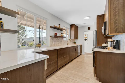 $1,499,000 | 2707 Alabama Street, La Crescenta, CA 91214