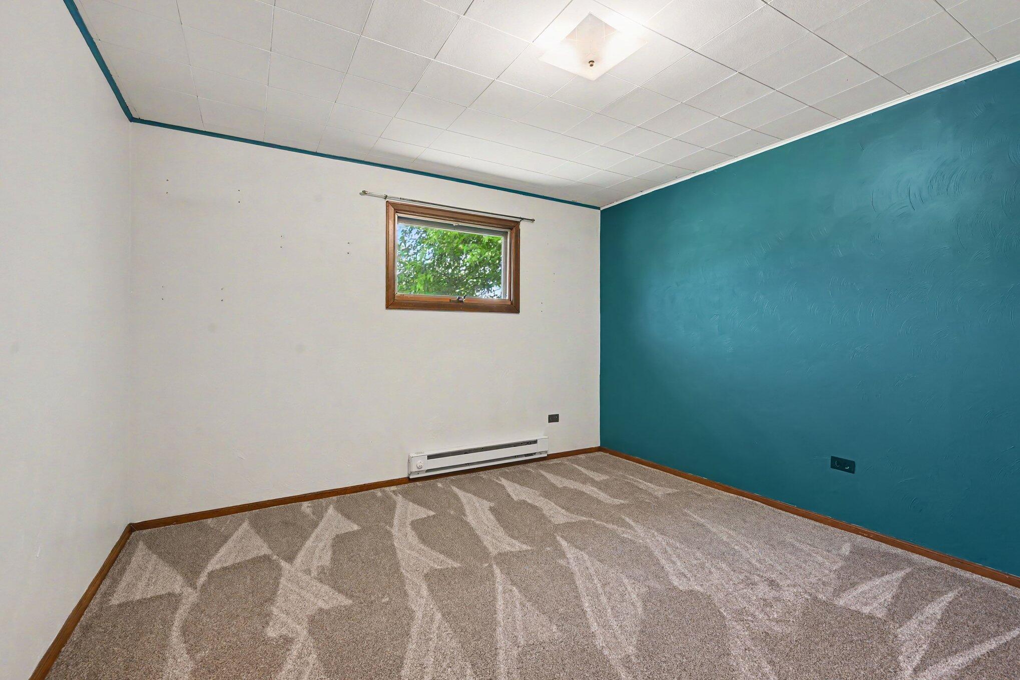 5405 Hartman Road Eau Claire, MI 49111 - Photo 22 of 36 022_file_2568