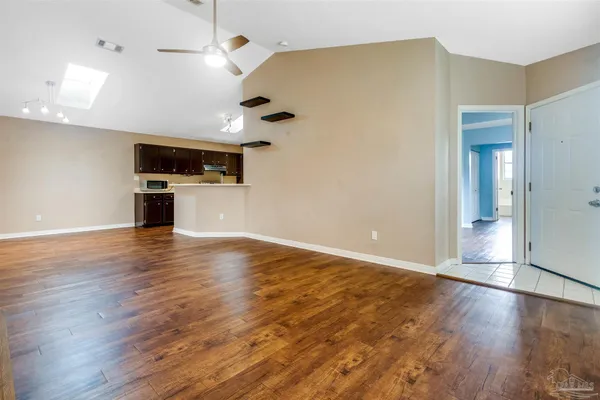 $1,550 | 2060 Cambridge Circle, Pensacola, FL 32514