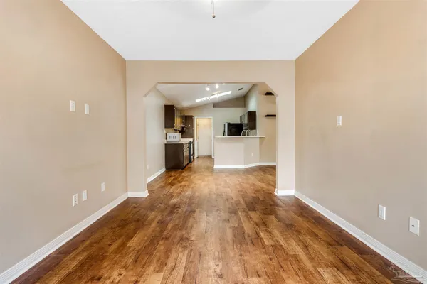$1,550 | 2060 Cambridge Circle, Pensacola, FL 32514
