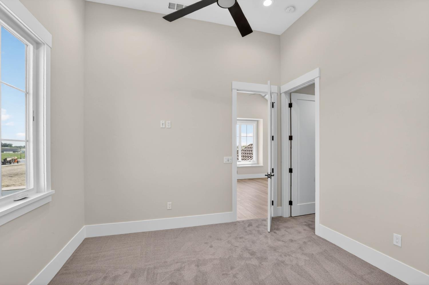 5709 Thomson Loop Davis, CA 95616 - Photo 42 of 53