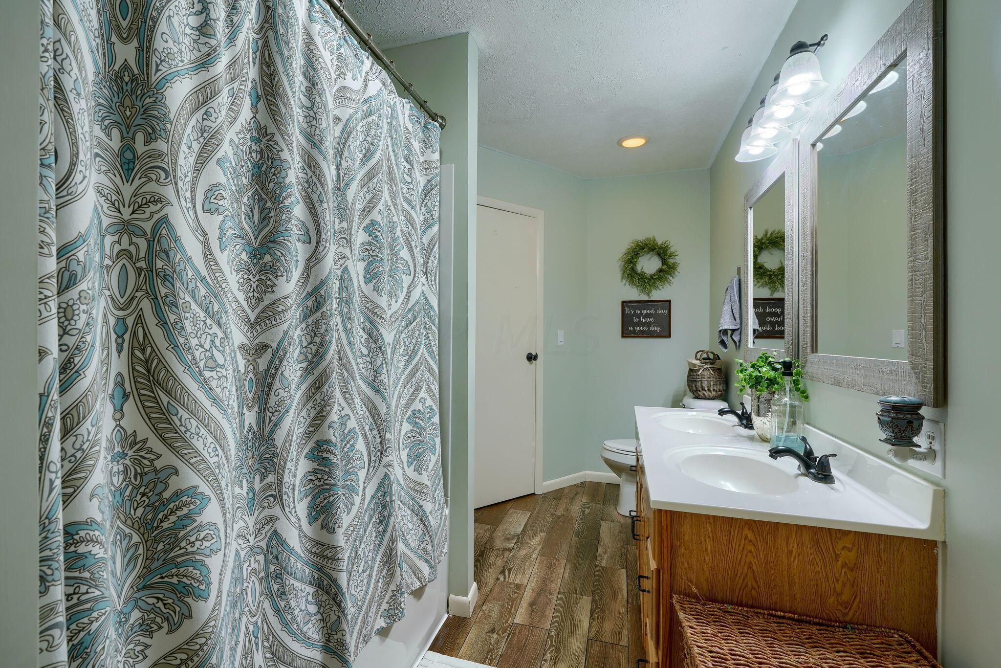 335 Pine Ridge Road Jackson, OH 45640 - Photo 33 of 49 32. Primary Bath