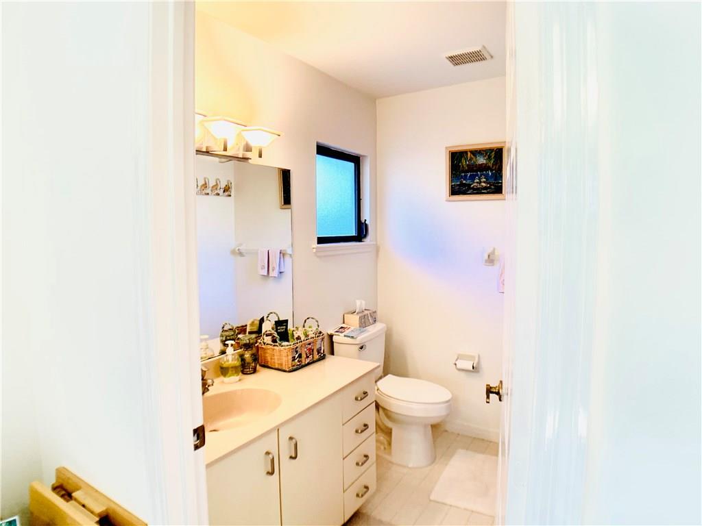 690 Timber Ridge Trail Southwest, Unit 202 Vero Beach, FL 32962 - Photo 13 of 32 Gallery Image 13