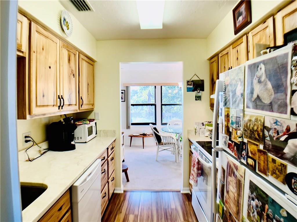 690 Timber Ridge Trail Southwest, Unit 202 Vero Beach, FL 32962 - Photo 22 of 32 Gallery Image 22