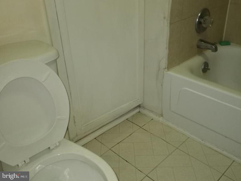 413 South Parrish Street Baltimore, MD 21223 - Photo 6 of 17