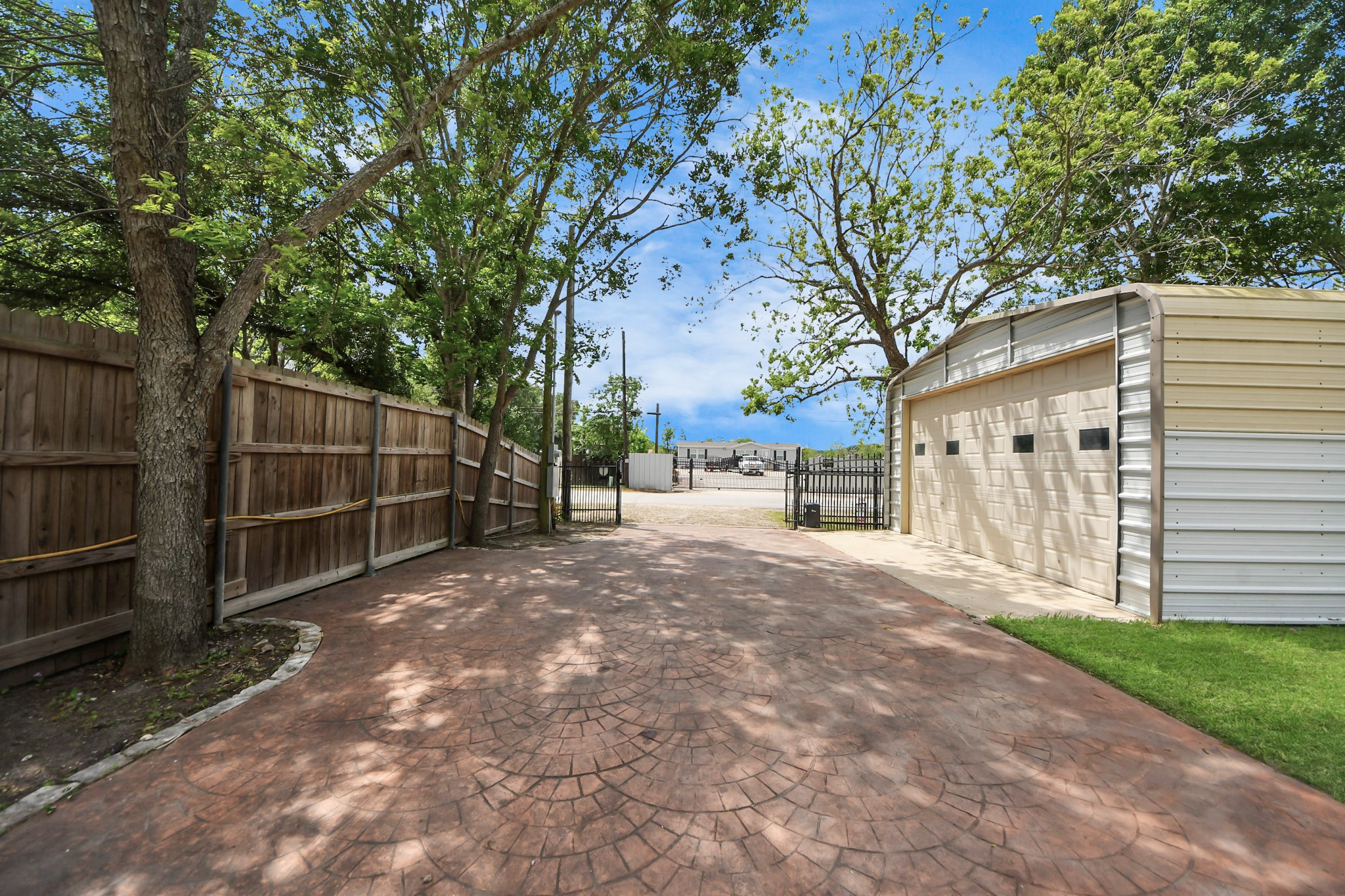 704 Cleo Street Fresno, TX 77545 - Photo 35 of 40