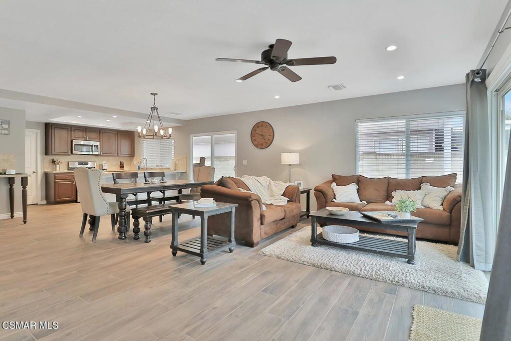 3550 Woodhaven Street Simi Valley, CA 93063 - Photo 12 of 41