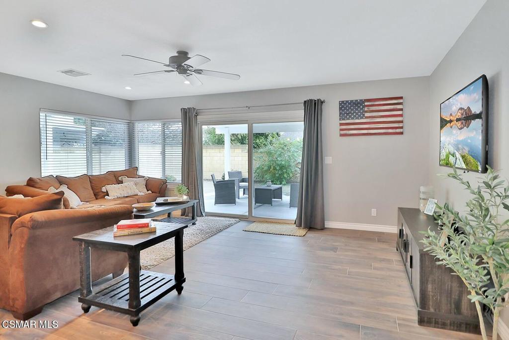 3550 Woodhaven Street Simi Valley, CA 93063 - Photo 13 of 41