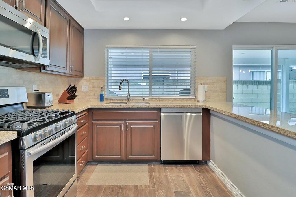 3550 Woodhaven Street Simi Valley, CA 93063 - Photo 17 of 41