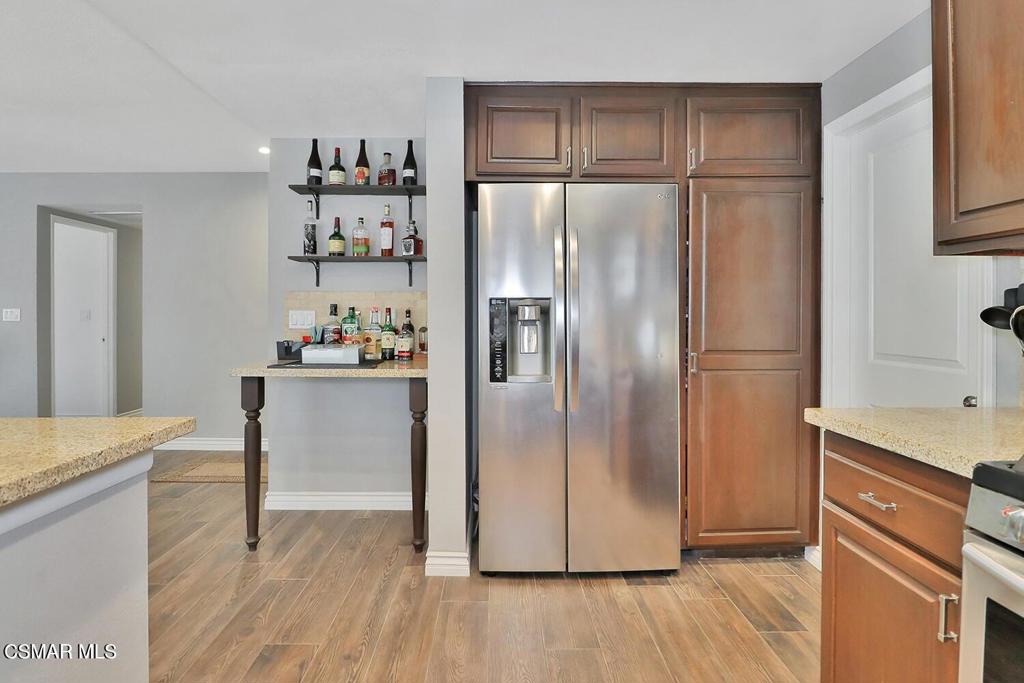 3550 Woodhaven Street Simi Valley, CA 93063 - Photo 6 of 41