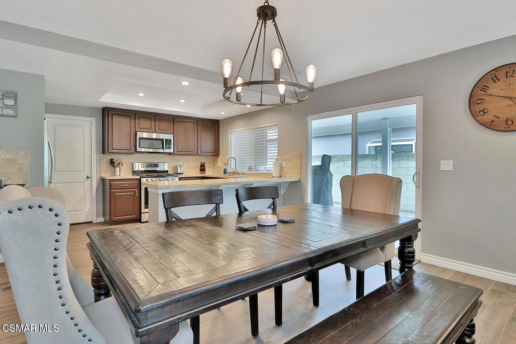 3550 Woodhaven Street Simi Valley, CA 93063 - Photo 7 of 41